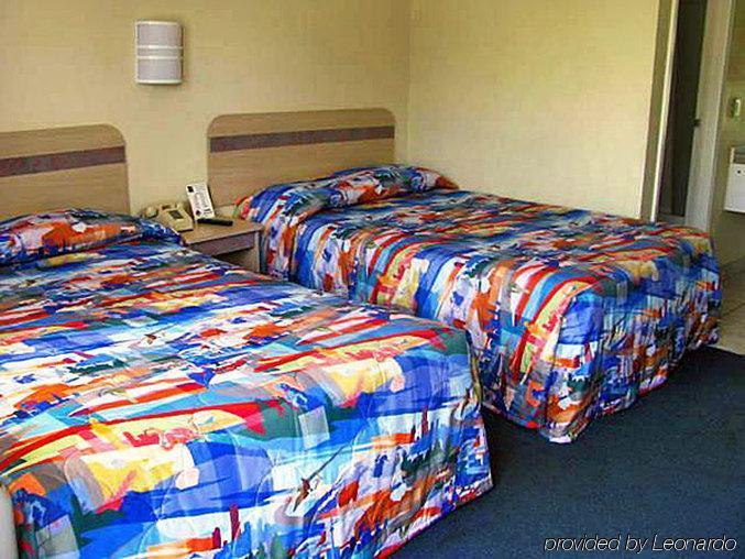 Motel 6-Clute, Tx Εξωτερικό φωτογραφία